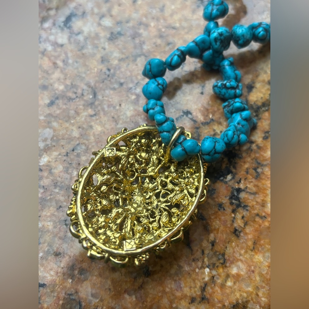 ๐ RARE 1928 Designer Turquoise Blue Stone Statement Necklace โข Crystal Medallion - Picture 8 of 14